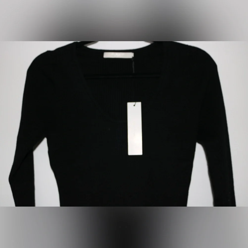 NWT- One Grey Day Fica Bodysuit in Black- Size Large - Picture 4 of 9